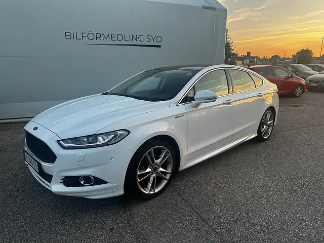 Ford Mondeo 2.0 EcoBoost 240 HK Titanium